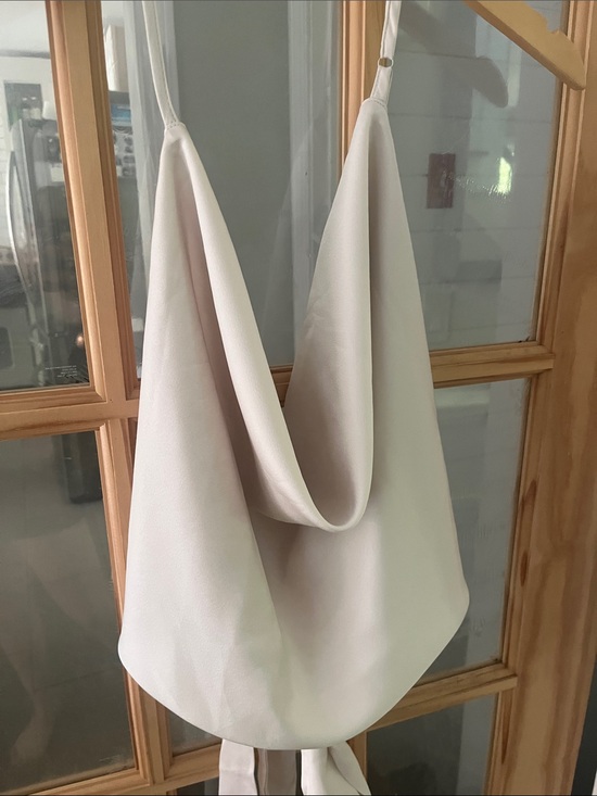 Unbranded Tops - Halter Draped Slip Satin Top tie crop top Sz large cream